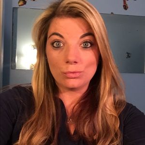 Meet your Posher, Robin